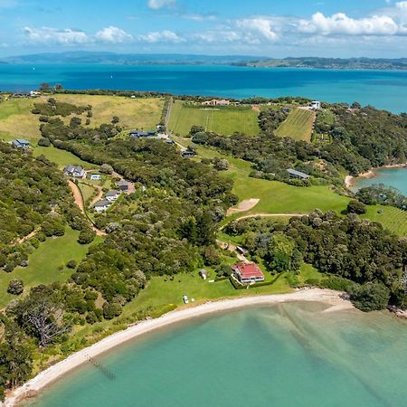 Te Whau Bach Apartments - Stay Waiheke Te Whau Bay ภายนอก รูปภาพ