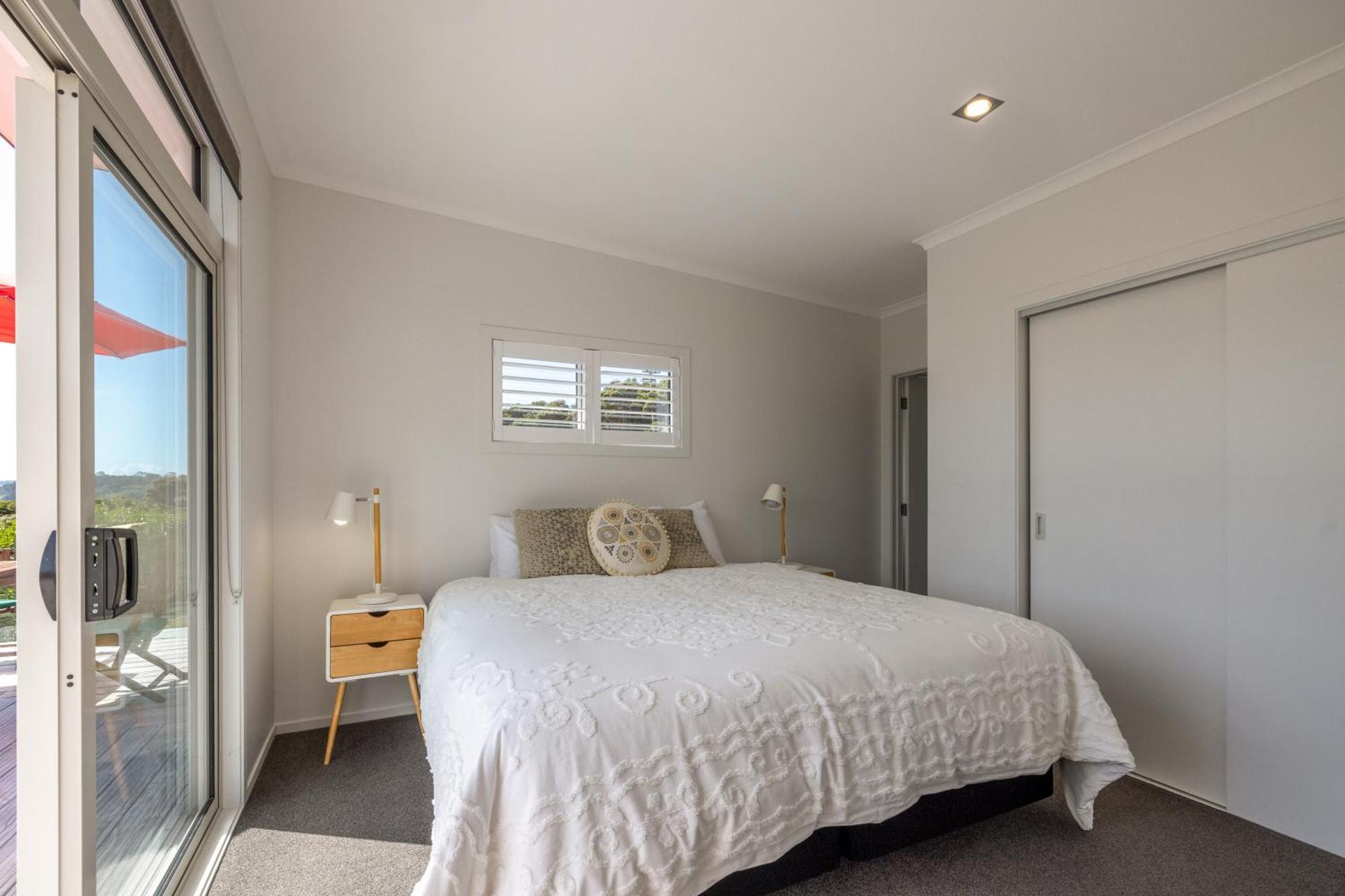 Te Whau Bach Apartments - Stay Waiheke Te Whau Bay ภายนอก รูปภาพ