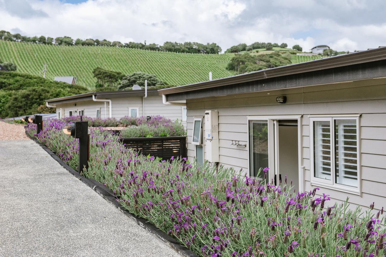 Te Whau Bach Apartments - Stay Waiheke Te Whau Bay ภายนอก รูปภาพ